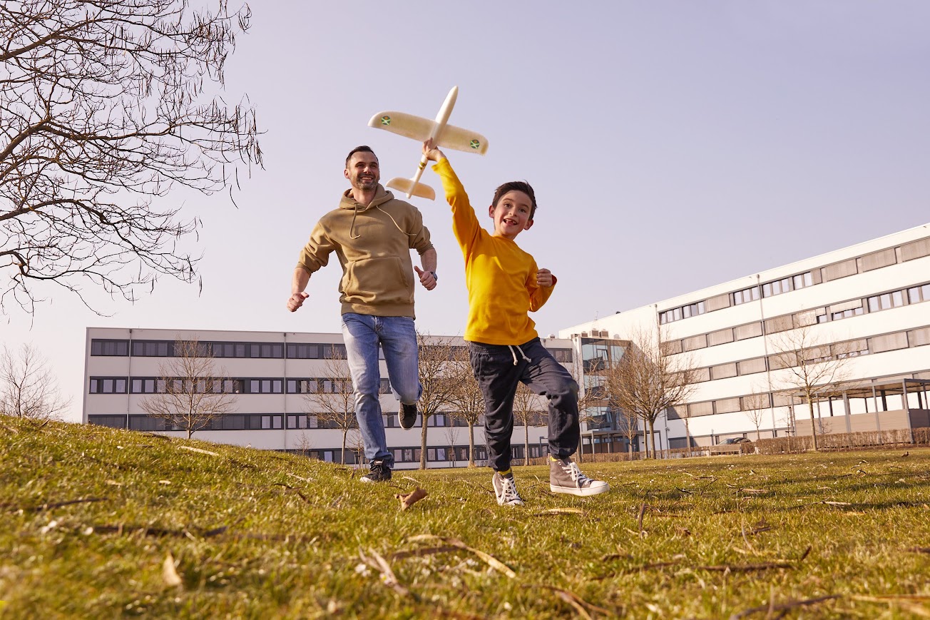 Jak dostat děti ven a na výlet? Hry, tipy a triky, které motivují i „nechodiče“