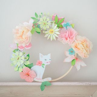 DIY - je kolekce tvoření od firmy Djeco. Najdete v ní vše, co potřebujete pro tvoření včetně návodu krok za krokem. Stačí...