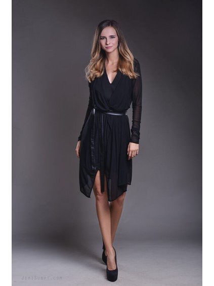 cerne saty yvet molchian