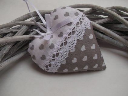 Levanduľove srdiečká