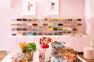 🍬 BONBONKOVÉ KRÁLOVSTVÍ KYJOV 🍬 Tuto sobotu bude naše prodejna zavřená. Budeme se na vás opět těšit v pondělí 💕 Děkujeme...