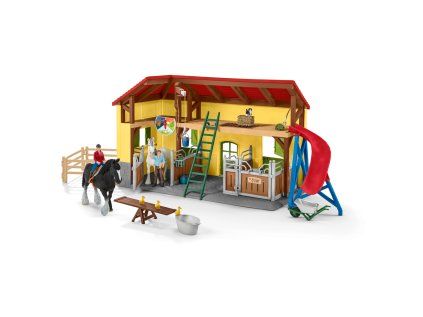 1498037 stajna pre kone s prislusenstvom