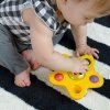 1415570 4 baby einstein hracka aktivna s prisavkou pop glow starfish 6m