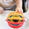 1416374 3 baby einstein hracka aktivna s prisavkou sticky spinner 3m