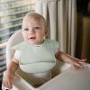 1454132 4 babyono podbradnik silikonovy sage