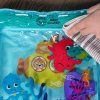 1522721 11 baby einstein podlozka vodna 40x40 cm sensory splash 0m