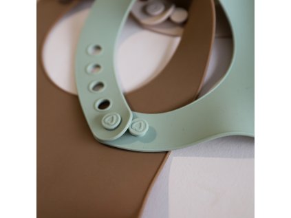 lovi szilikon előke zsebbel granola