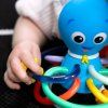 1522712 10 baby einstein hryzacka hrkalka opus s shake soothe 0m