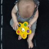 1415570 10 baby einstein hracka aktivna s prisavkou pop glow starfish 6m