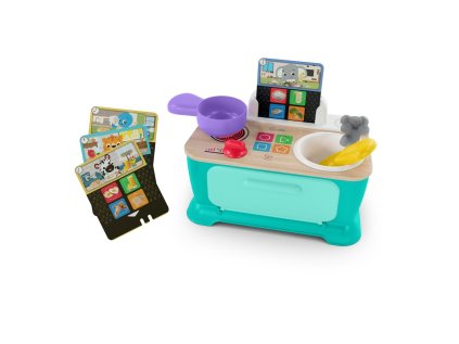 BABY EINSTEIN Hračka hudobná Kuchynka Magic Touch Kitchen™ Pretend to Cook HAPE 9m+