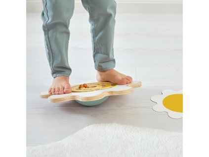 J04049 Janod Sweet Cocoon Balancna doska s labyrintom Kvet 12