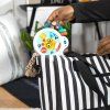BABY EINSTEIN Hračka hudobná bubon Tiny Tempo™ 3m+