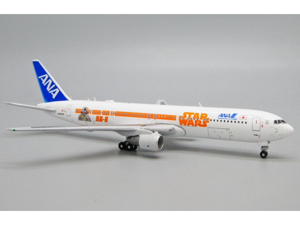 ANA Boeing 767-300ER 