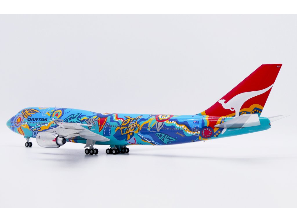 カンタス航空 Boeing 747-300 VH-EBU 1/200 カンタス航空 Boeing 747-300 VH-EBU 1/200 - メルカリ
