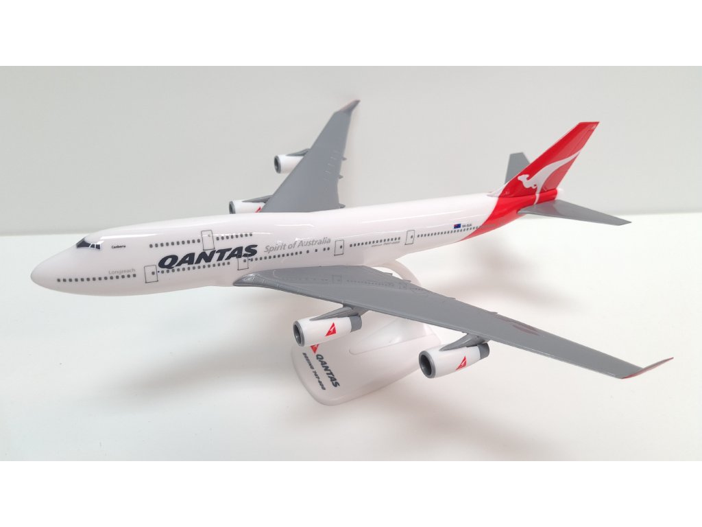 美品　Qantas B767-300 1/400スケールモデル　他4個セット 美品 Qantas B767-300 1/400スケールモデル 他4個セット - メルカリ