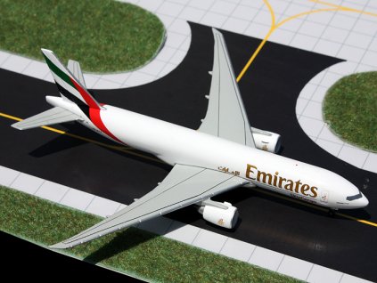 Boeing 777-200LRF Emirates Sky Cargo  A6-EFF