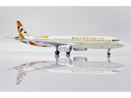 Etihad Airways Airbus A321  A6-AEJ