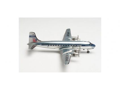 Pan American World Airways Douglas DC-4  NC88948 “Clipper Westward Ho“