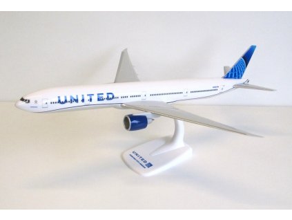 46167 ppc 224134 boeing 777 300er united n2352u x0f 211624 0