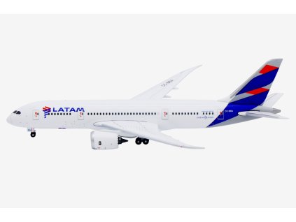 LATAM Airlines Chile Boeing 787-8 CC- BBA