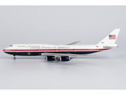 Boeing 747-8 USAF "new version" 30000