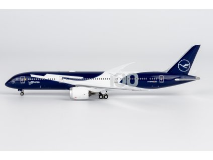 Lufthansa 787-9 Dreamliner D-ABPU 100th Anniversary livery