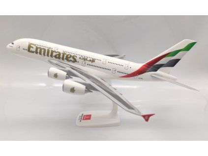 Emirates Airbus A380-800 New colours A6-EOG