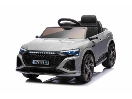 Audi SQ8 vozidlo Sivá