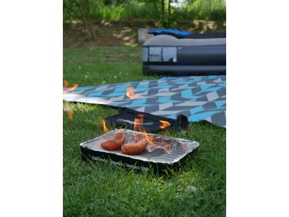 JEDNORAZOVÉ GRILOVACIE TEHLY 31 x 24 x 5 CM balenie = 6 ks *3681