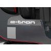 Vozidlo Audi RSQ E-TRON sivé