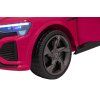Auto Audi SQ8 ružové