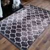 Čierno-biely vzorovaný koberec Horeca 01