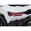 Auto Lamborghini Revuelto biele