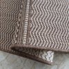 Hnedý obojstranný koberec s geometrickým vzorom Zara 12