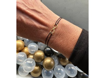 Nekonečno pozlacené žlutým zlatem