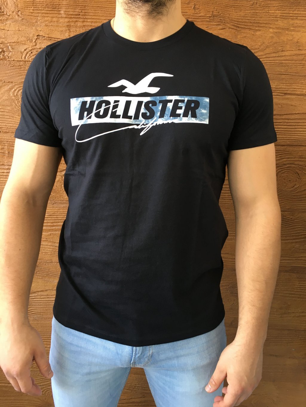 Hollister černé tričko s potiskem