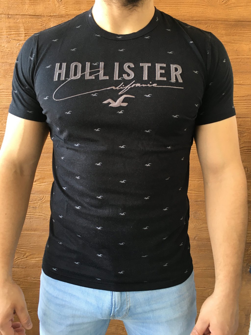 Hollister černé tričko s potiskem a logem