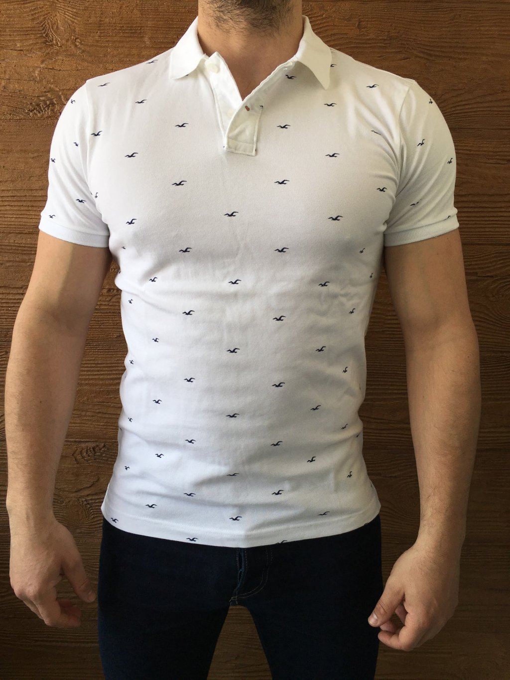 Hollister bílé polo tričko s potikem a logem
