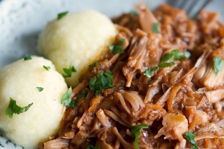 Vege guláš s jackfruitem