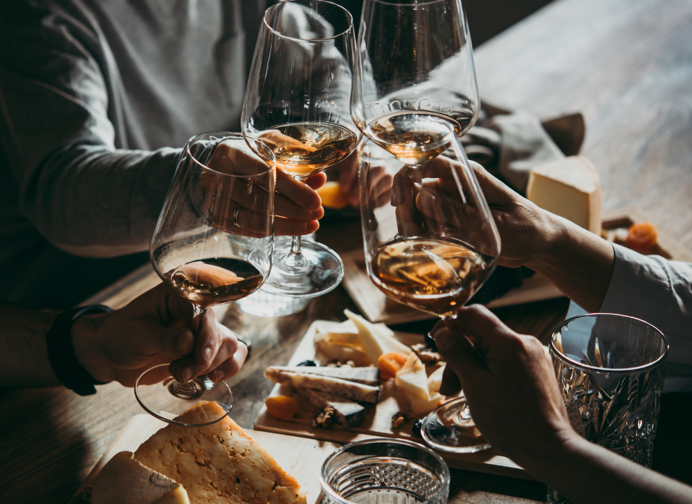 Jaké víno na Velikonoce? Víme, co otevřít k nádivce i beránkovi.