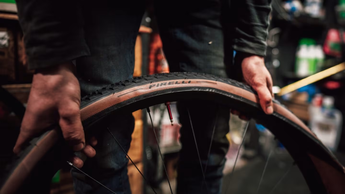 tubelessReadyDesign_gravelH_primaryFeature