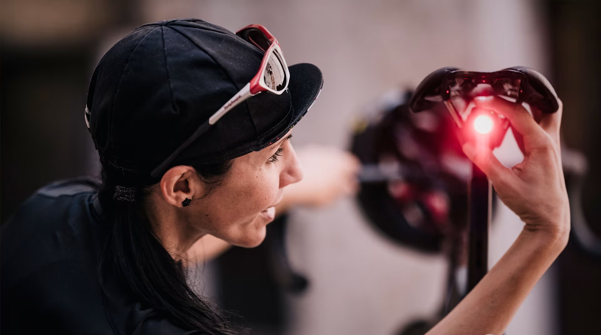 Aeolus_Saddle_PDP_Features_6_03-22-2019