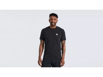 64622 410 APP ALTERED TEE SS MEN BLK M HERO