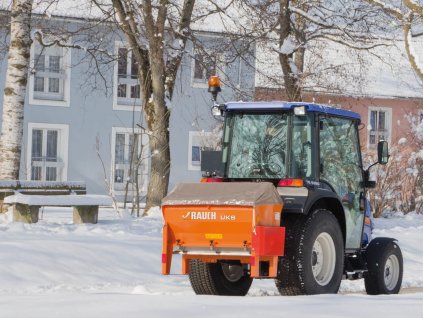 uks 100 0159 1 rauch winterdienst w