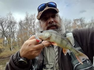 Dravcová sezóna 2025 jde do finále! 🎣 Máte už dobojováno, nebo ještě vyrážíte k vodě? ❄️ S naší desítkou Redhead vás...