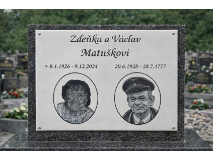 nahrobni deska z keramiky