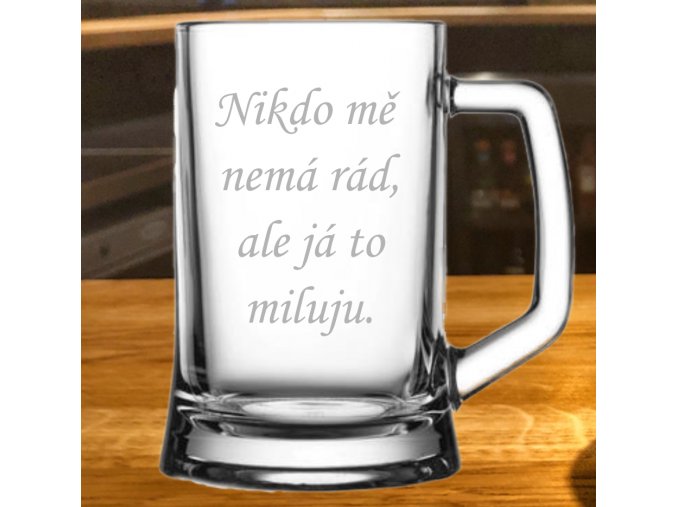 půllitr se jménem