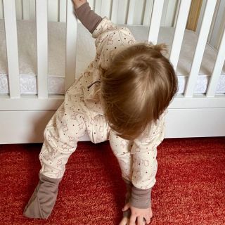 🤍 Volnost pohybu a klidný spánek v jednom. Merino spací pytel s nožičkami je ideální pro malé objevitele, kteří už chtějí...