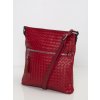 Červená crossbody kabelka z boku