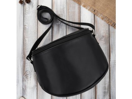 Prostorná kožená crossbody kabelka Abruzzo; černá